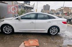 هيونداي أزيرا